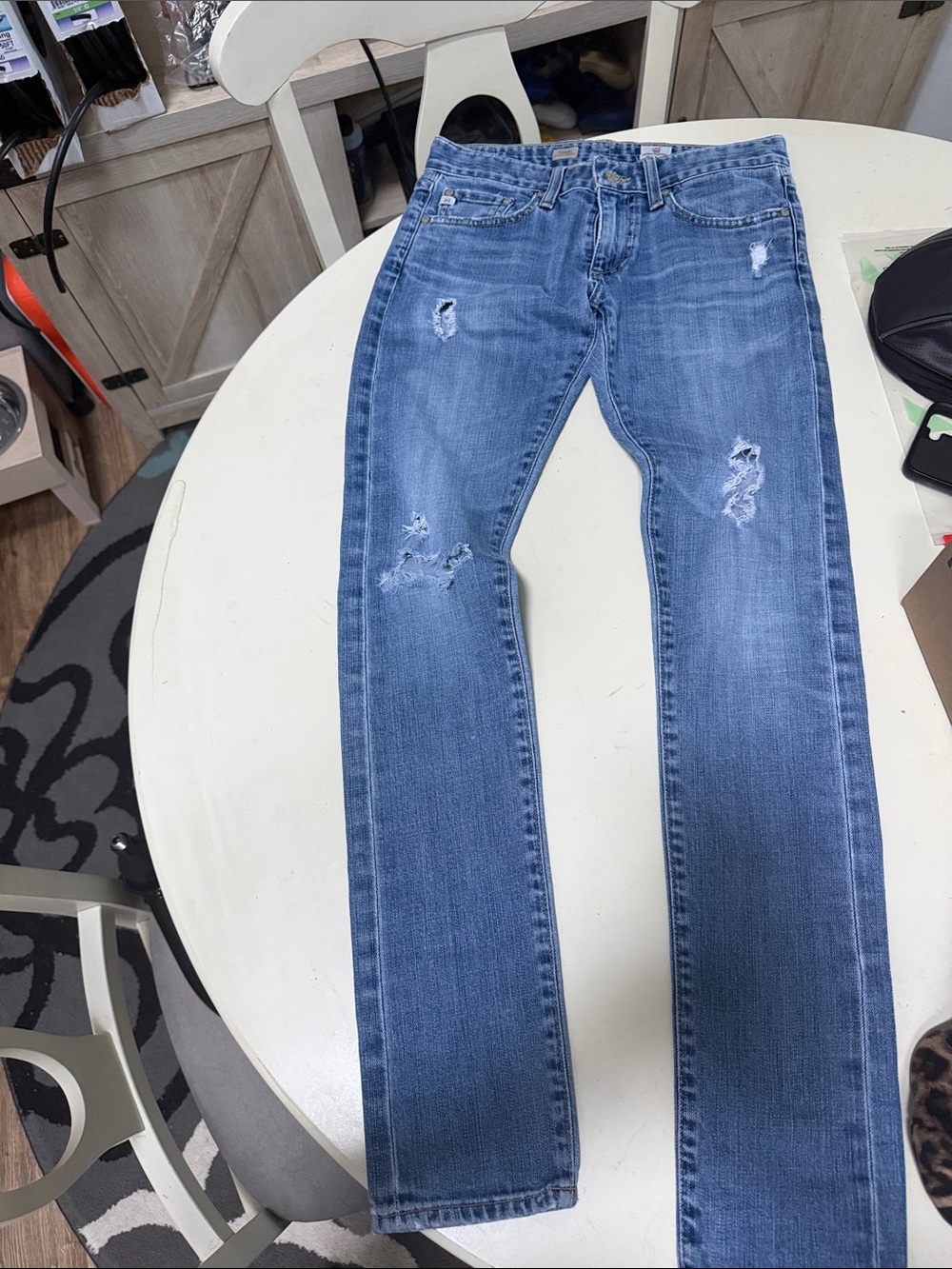 AG Adriano Goldschmied Nikki Relaxed Skinny Distressed Low Rise Jeans Sz 24R